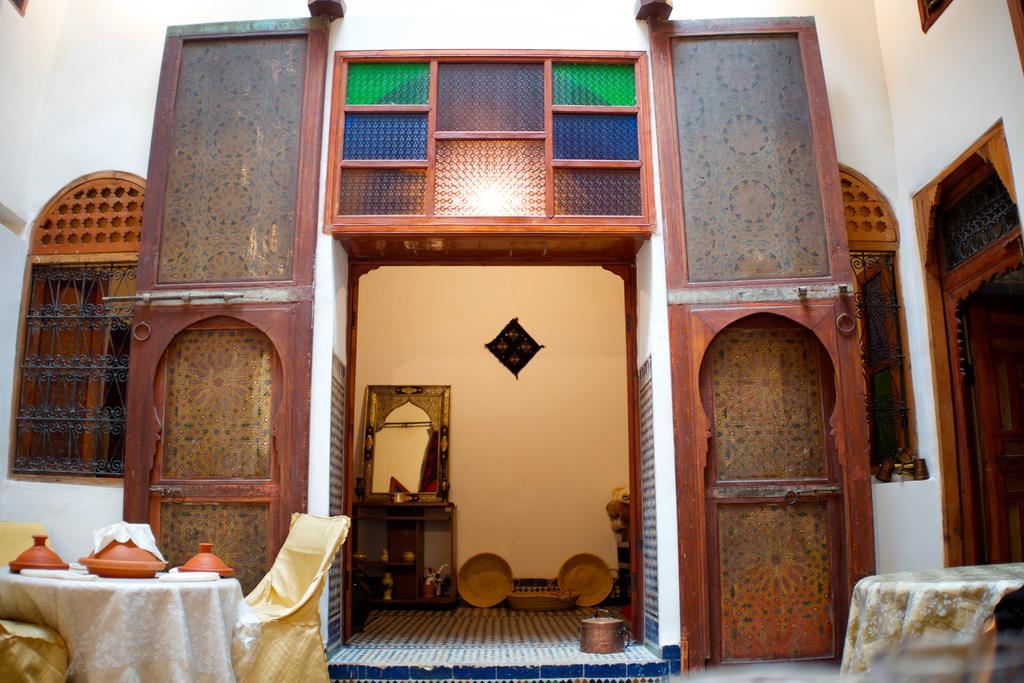 Riad Mikou Fès Zimmer foto
