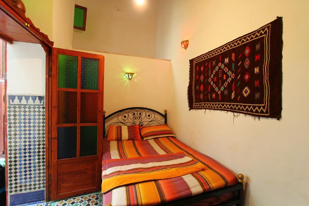 Riad Mikou Fès Zimmer foto